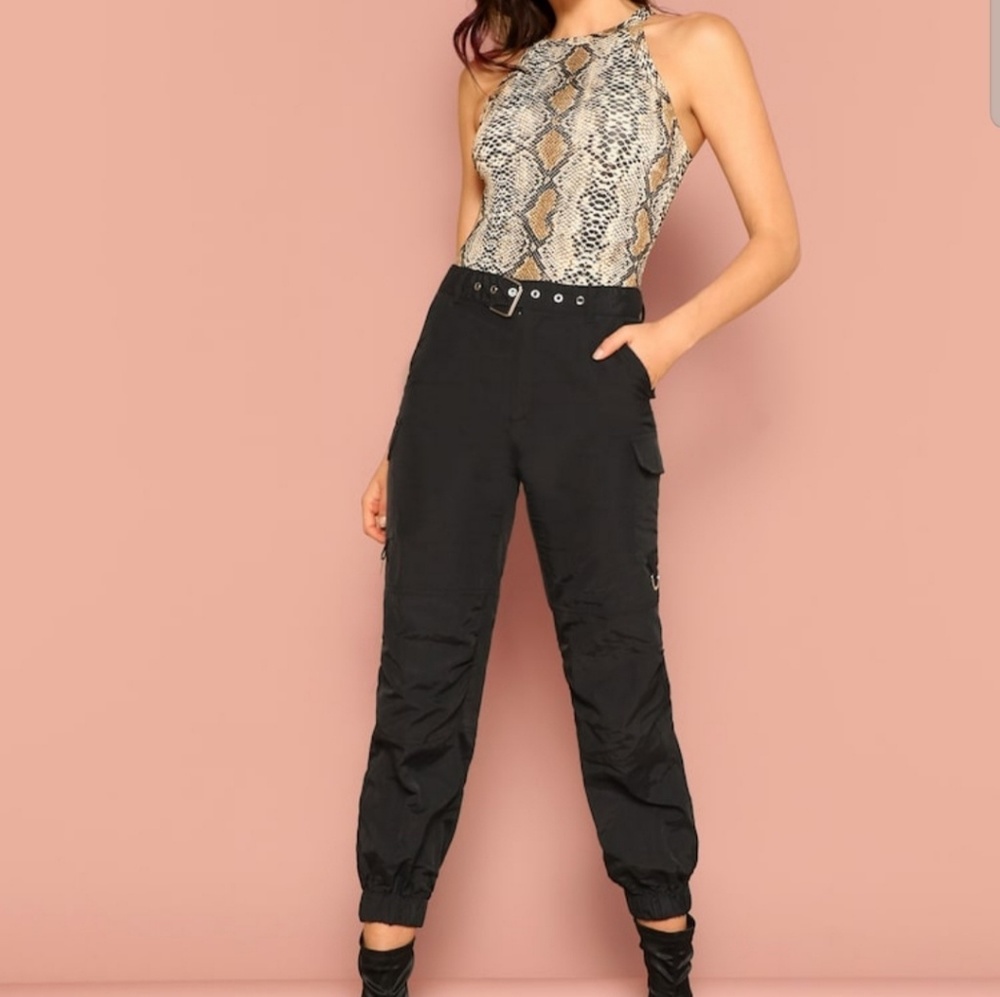 Snakeprint halter bodysuit size M - Picture 2 of 6